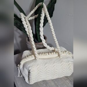 Vintage Off White Woven Handbag Purse